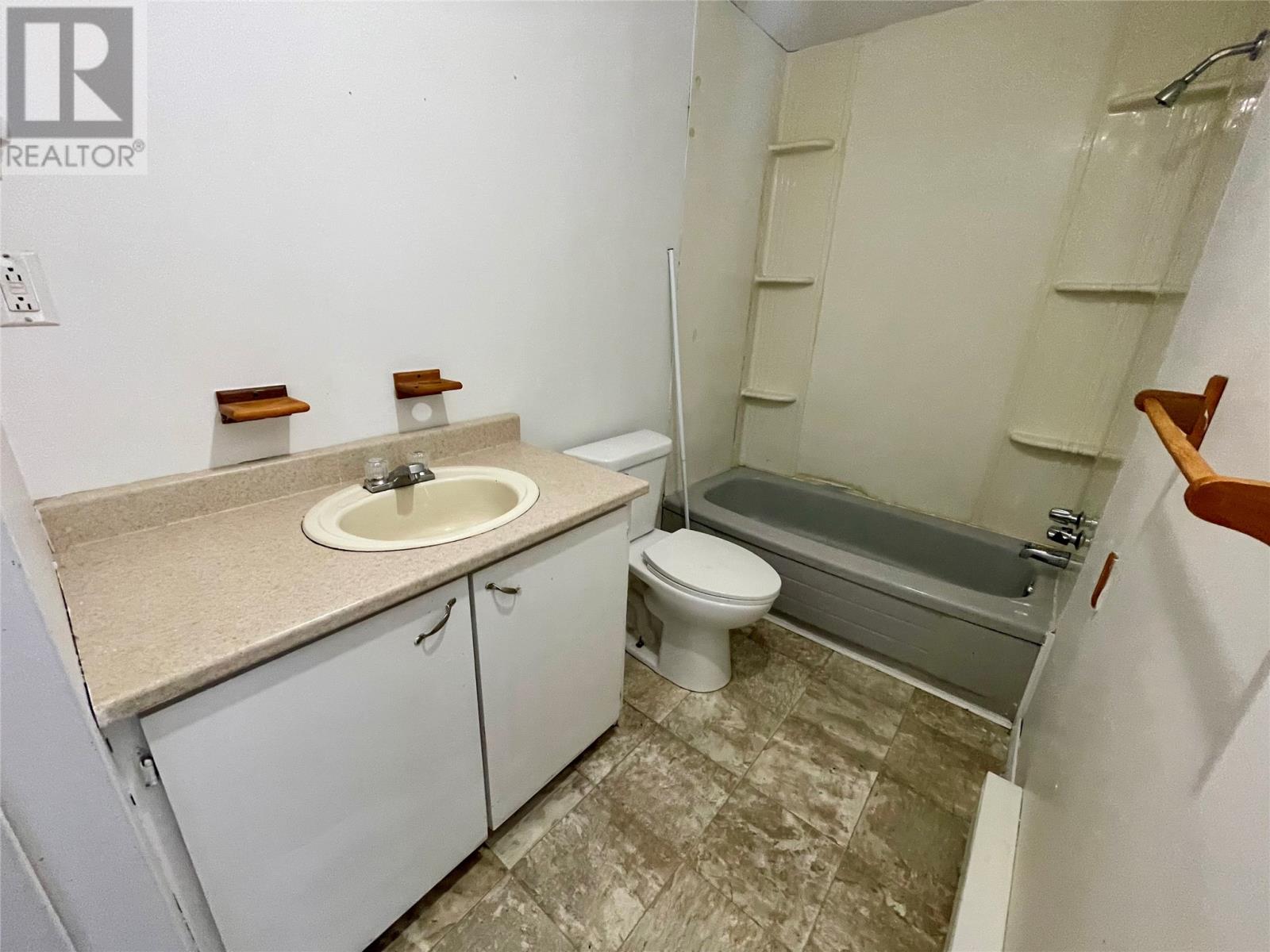 10 Second Avenue, Grand Falls-Windsor, Newfoundland & Labrador  A2B 1B1 - Photo 7 - 1292362