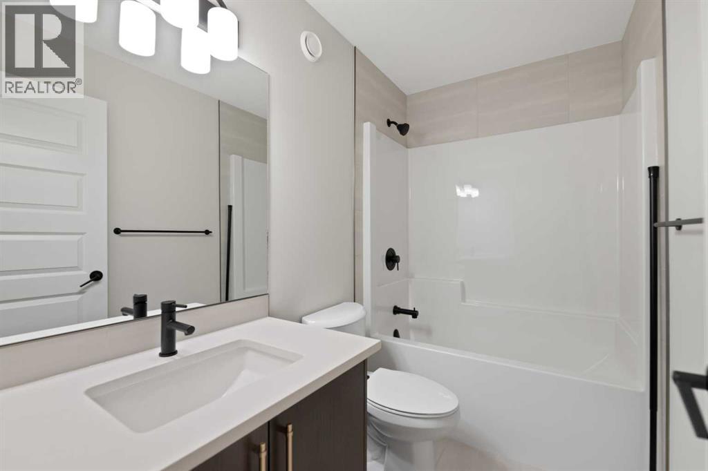 736 Savanna Crescent Ne, Calgary, Alberta  T3J 5T5 - Photo 30 - A2263950