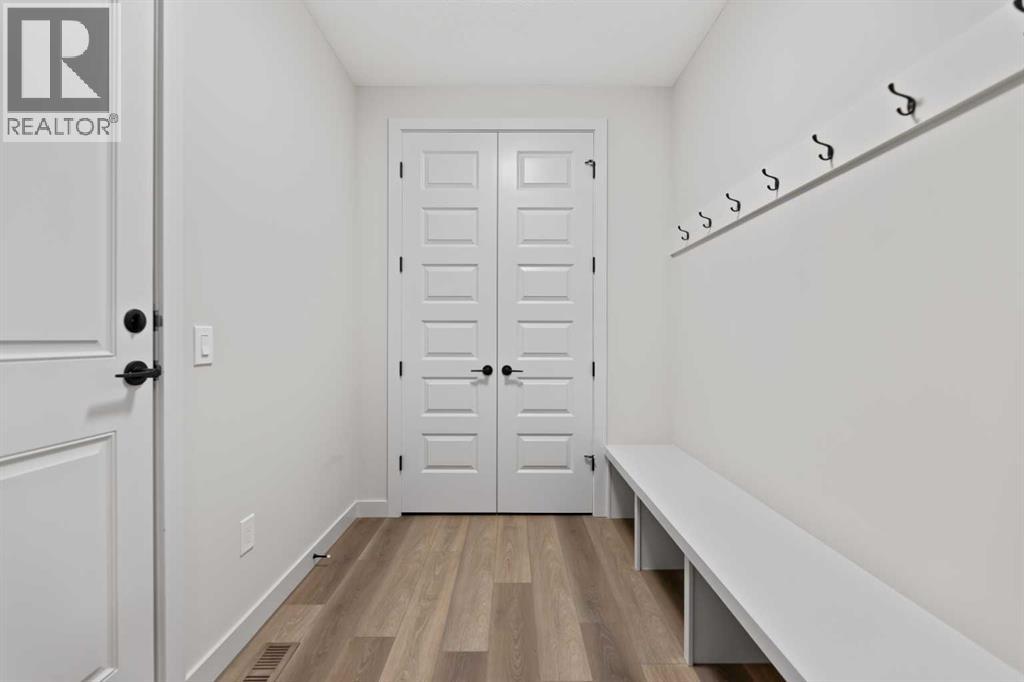 736 Savanna Crescent Ne, Calgary, Alberta  T3J 5T5 - Photo 7 - A2263950