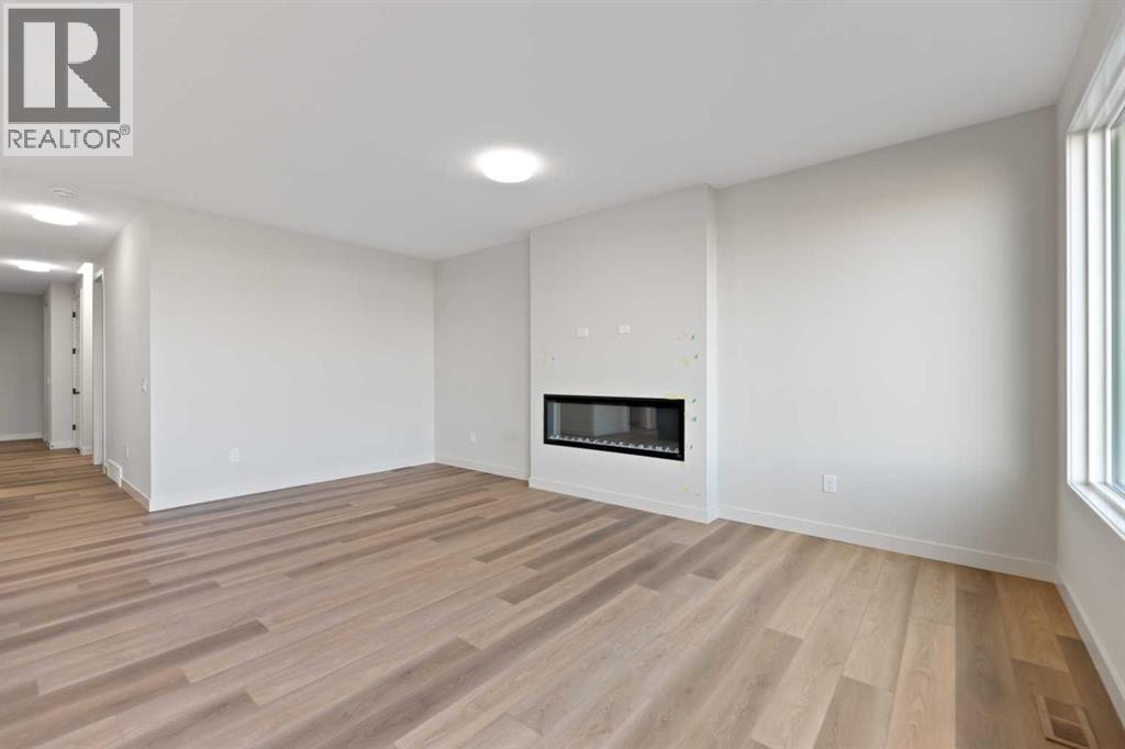 736 Savanna Crescent Ne, Calgary, Alberta  T3J 5T5 - Photo 13 - A2263950