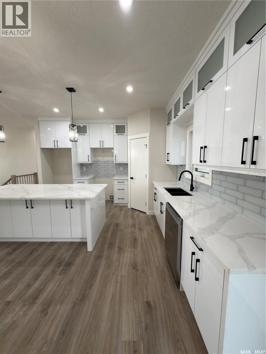 501 Jones Crescent, Warman, Saskatchewan  S0K 4S4 - Photo 7 - SK023581