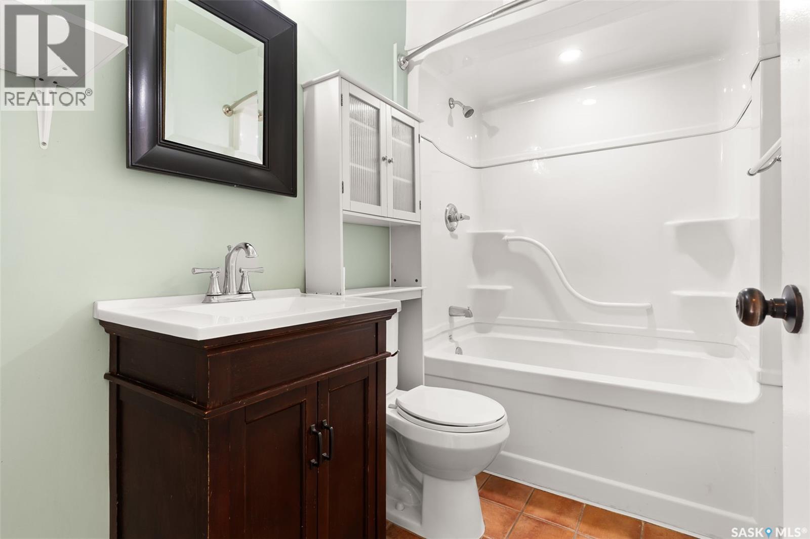 6328 8th Avenue, Regina, Saskatchewan  S4T 0W8 - Photo 13 - SK023573