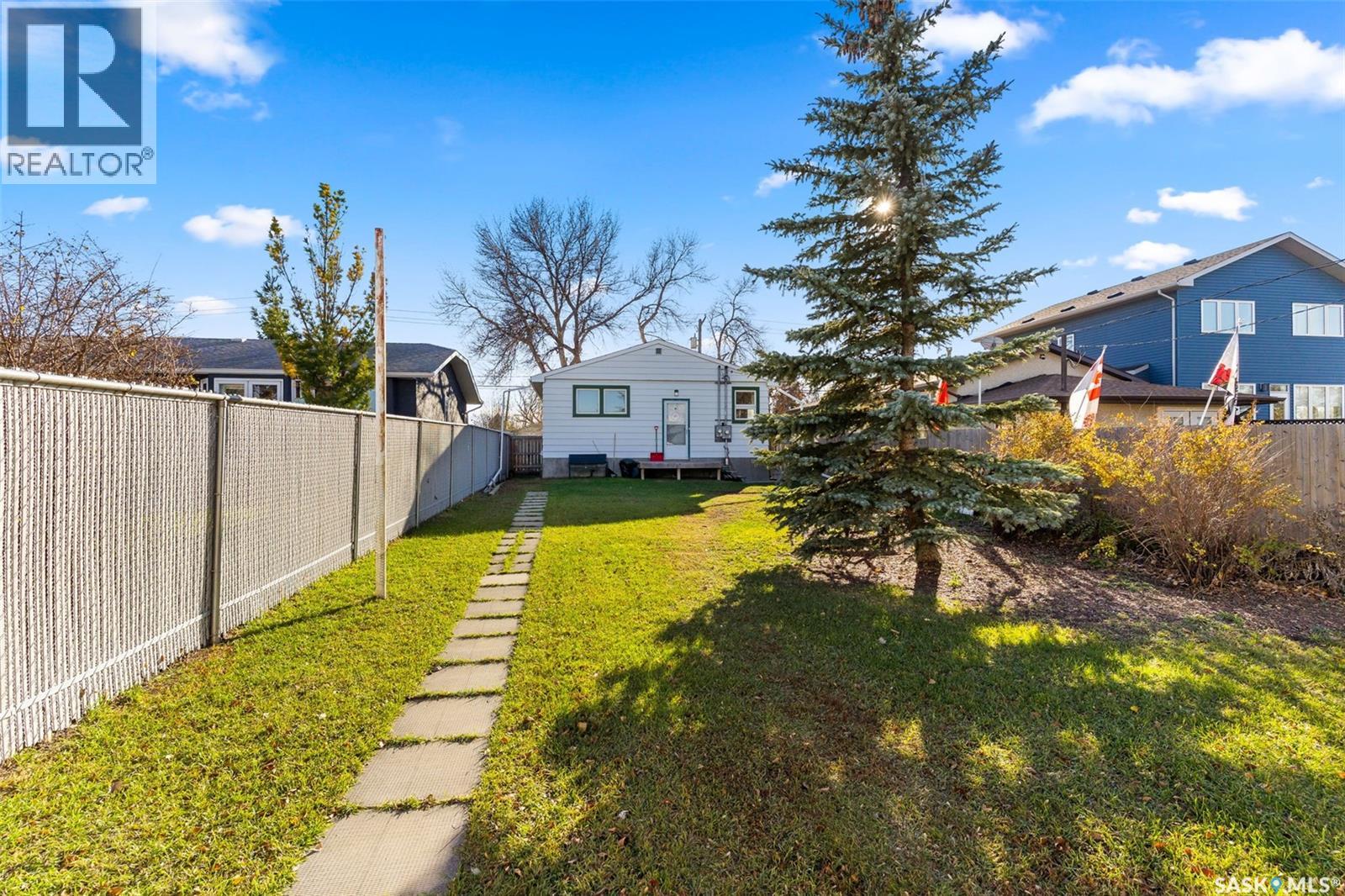 6328 8th Avenue, Regina, Saskatchewan  S4T 0W8 - Photo 36 - SK023573