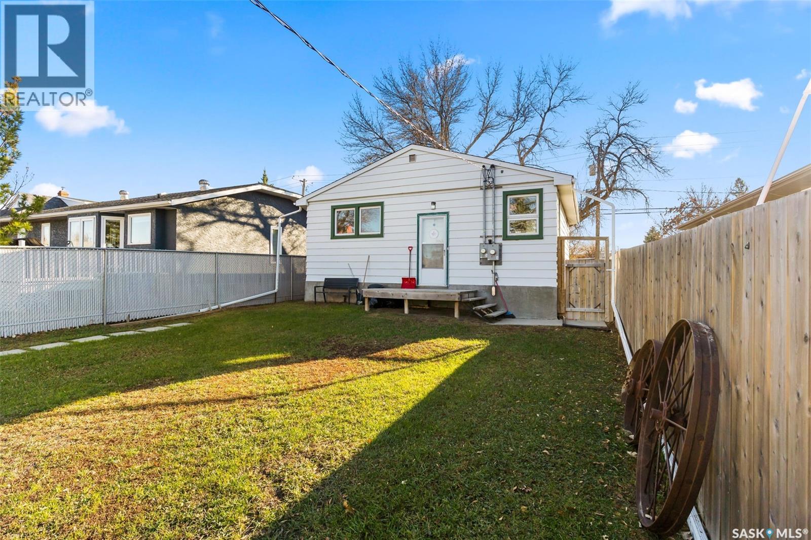 6328 8th Avenue, Regina, Saskatchewan  S4T 0W8 - Photo 37 - SK023573