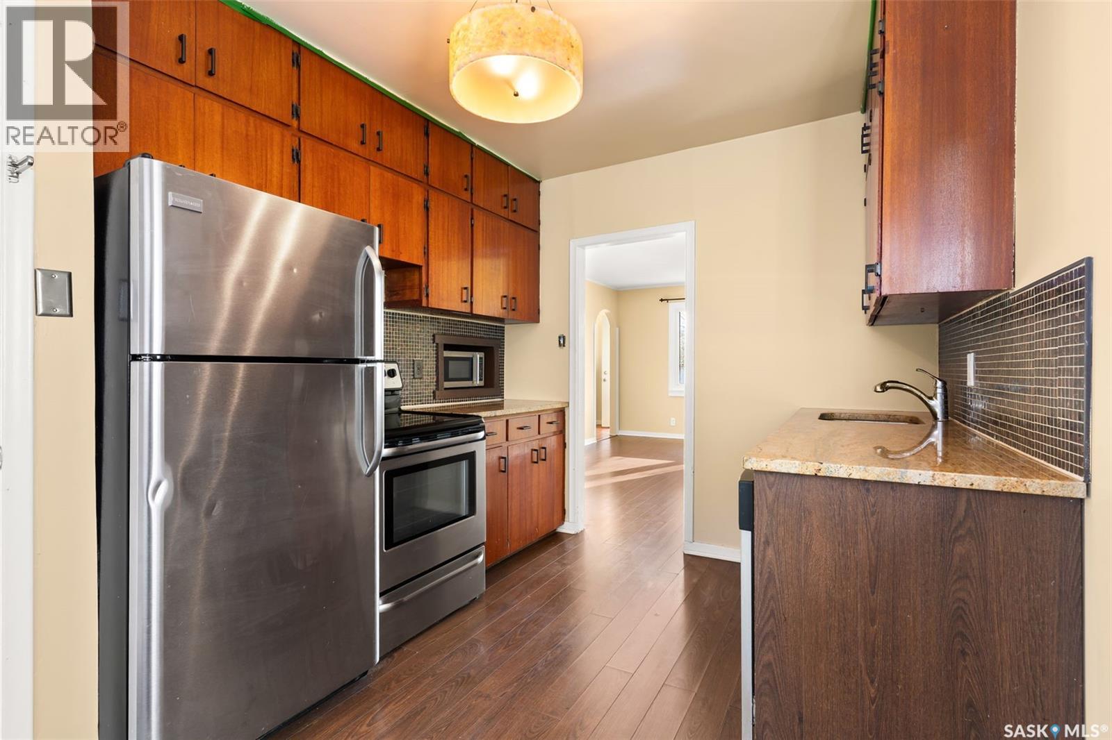 6328 8th Avenue, Regina, Saskatchewan  S4T 0W8 - Photo 6 - SK023573