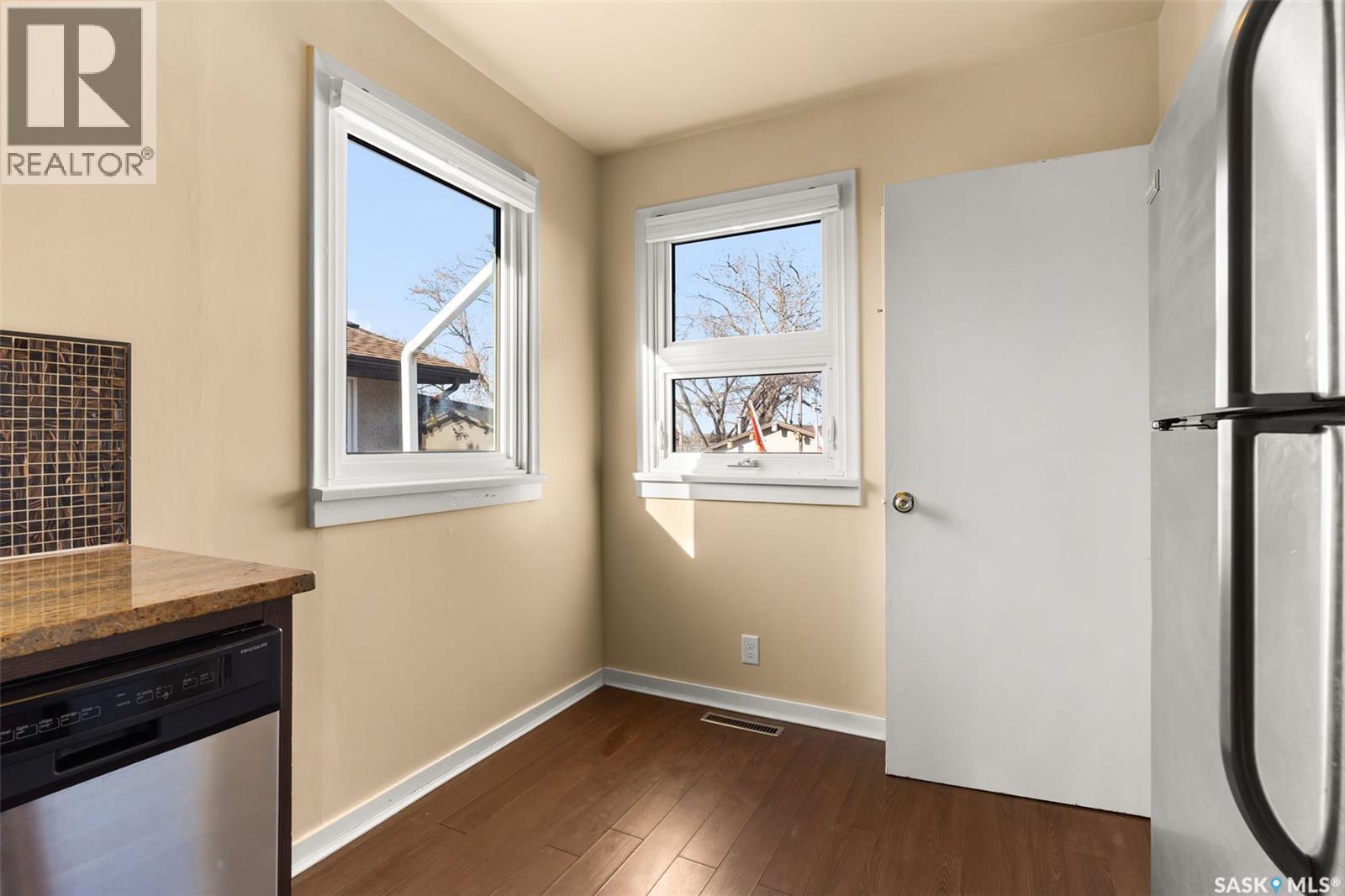 6328 8th Avenue, Regina, Saskatchewan  S4T 0W8 - Photo 9 - SK023573