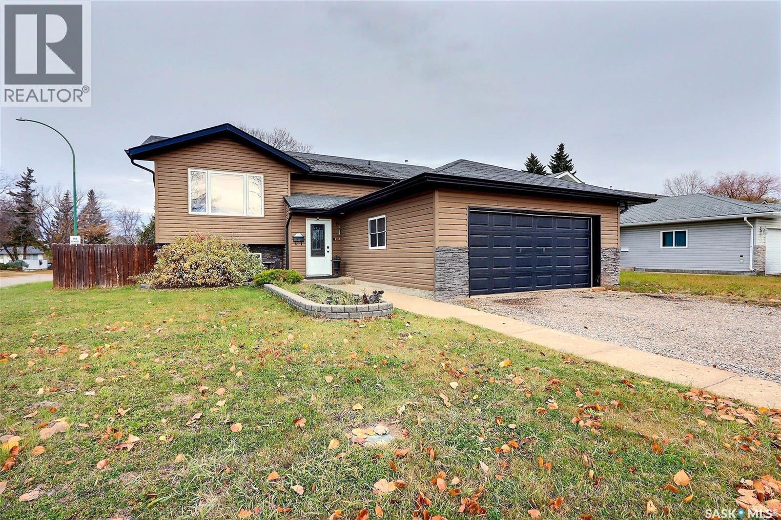 1402 7th STREET E, prince albert, Saskatchewan