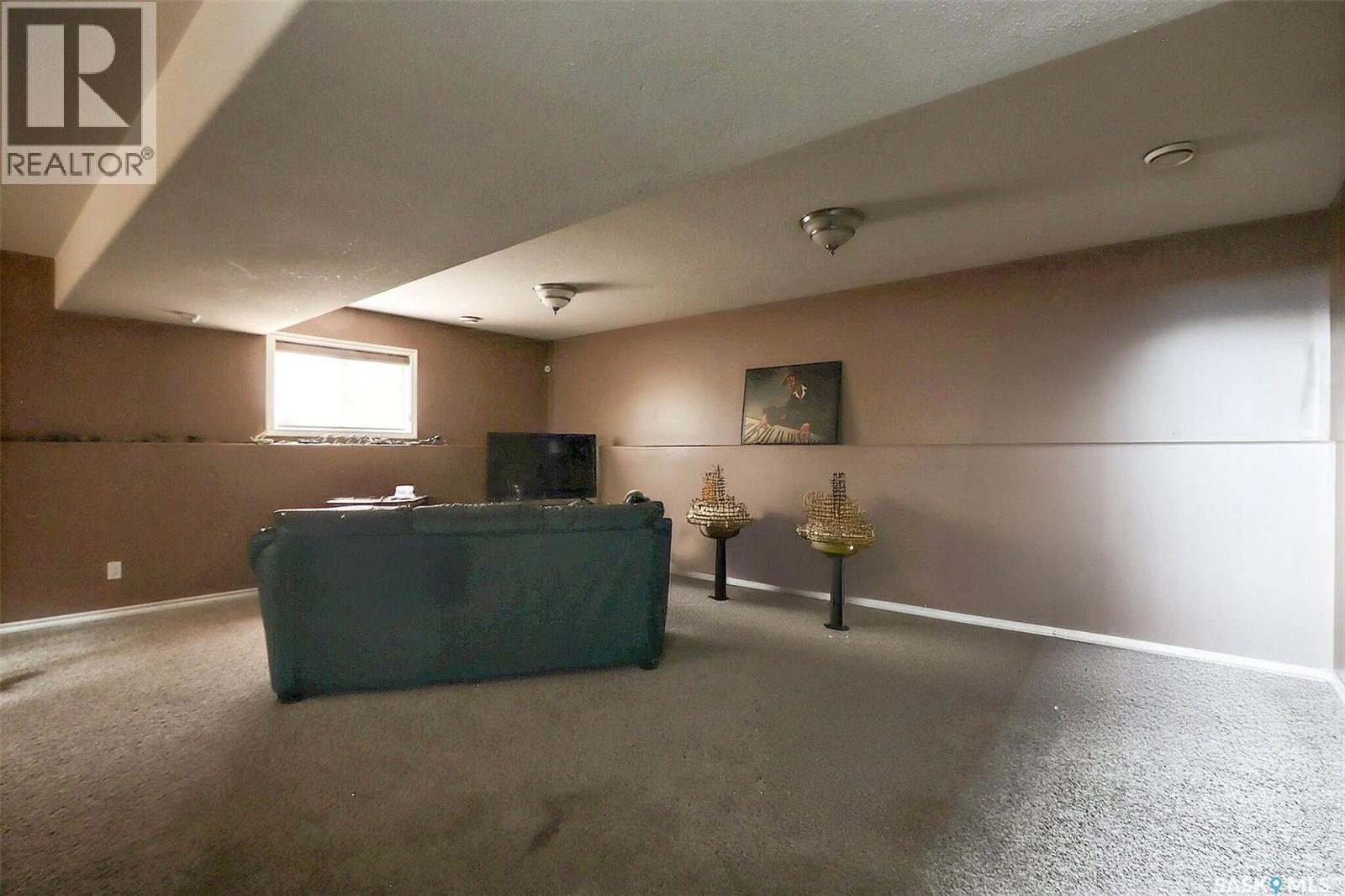 1402 7th Street E, Prince Albert, Saskatchewan  S6V 0V4 - Photo 12 - SK022407