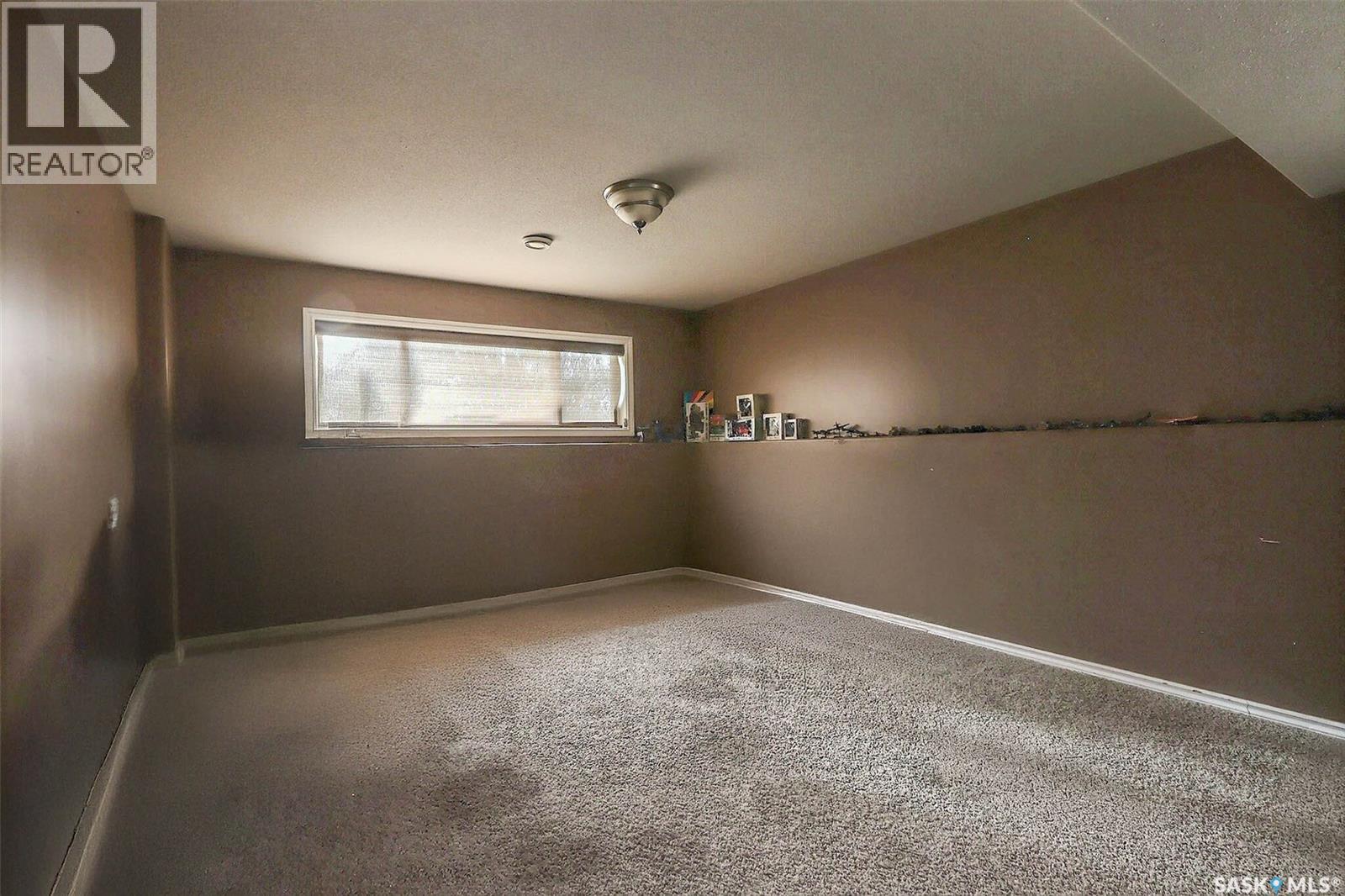 1402 7th Street E, Prince Albert, Saskatchewan  S6V 0V4 - Photo 13 - SK022407