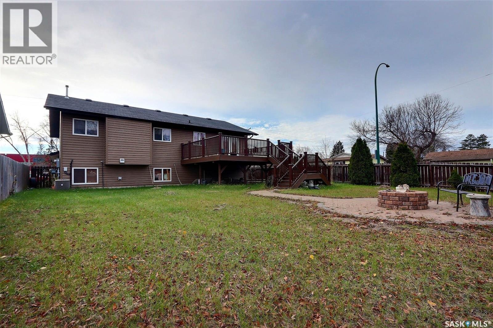 1402 7th Street E, Prince Albert, Saskatchewan  S6V 0V4 - Photo 20 - SK022407