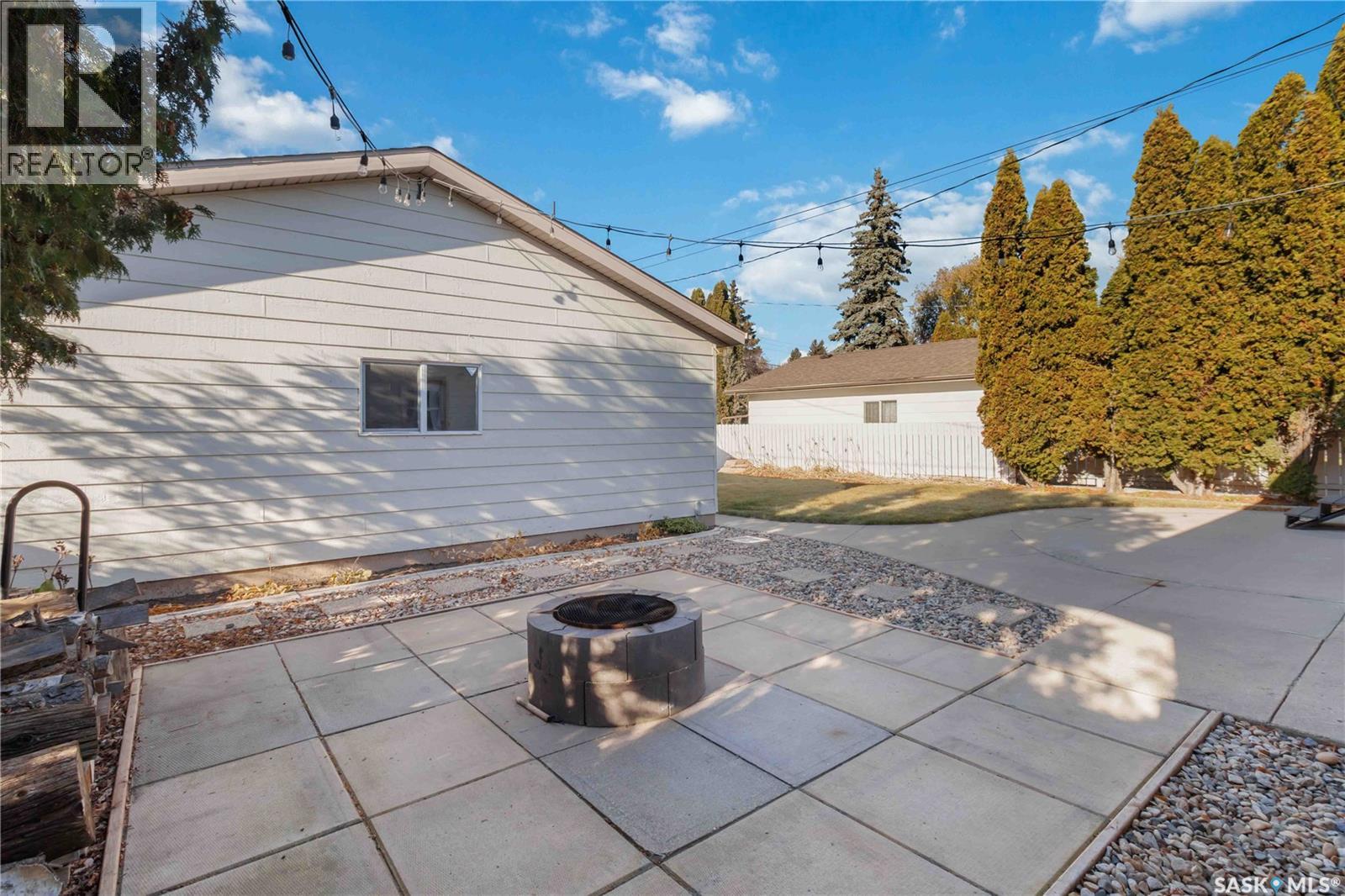 8 Maclean Crescent, Saskatoon, Saskatchewan  S7J 2R7 - Photo 28 - SK022157