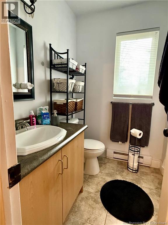 626 Charles, Dieppe, New Brunswick  E1A 1Z6 - Photo 6 - NB129780