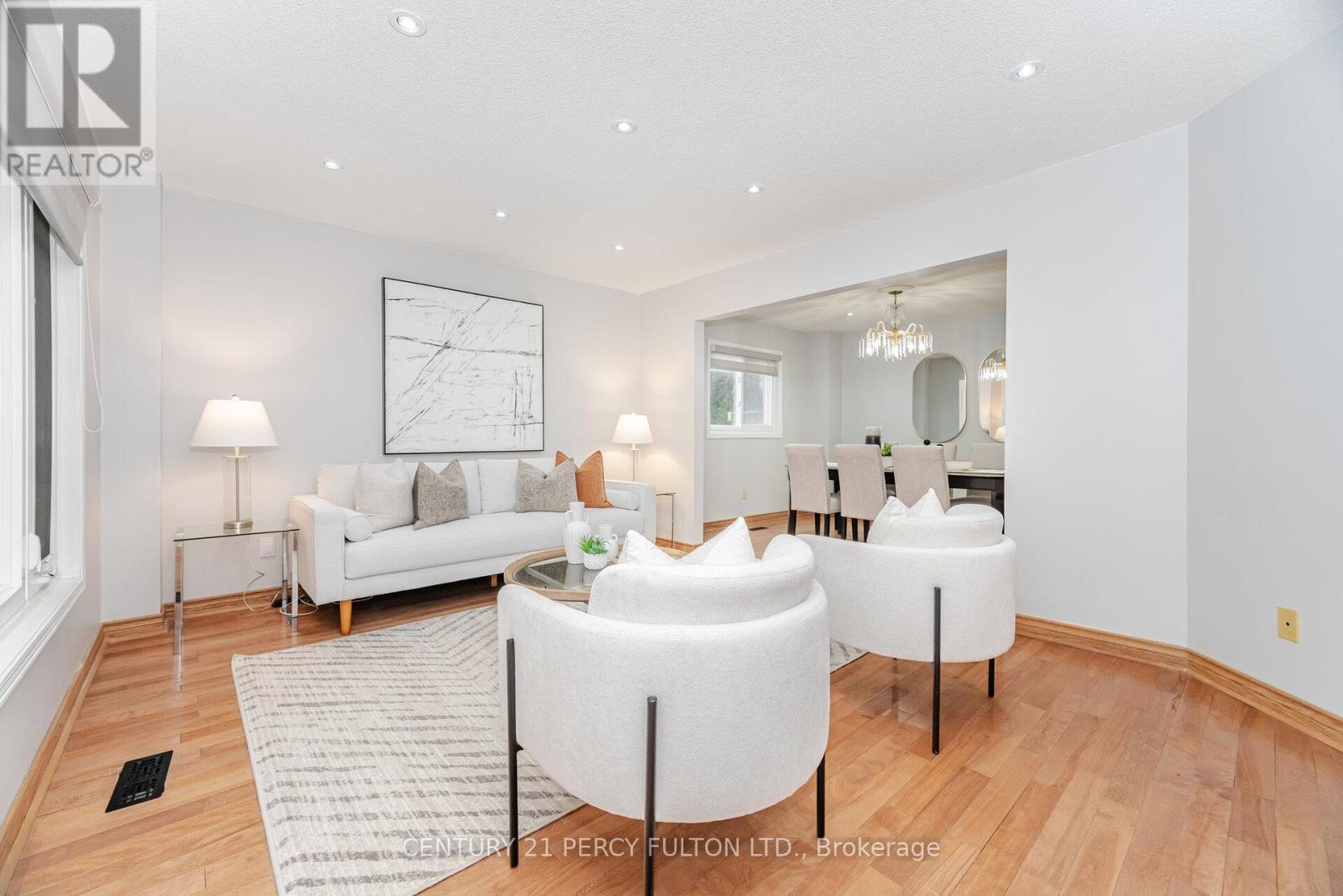 24 Carle Crescent, Ajax, Ontario  L1T 3T8 - Photo 3 - E12517676