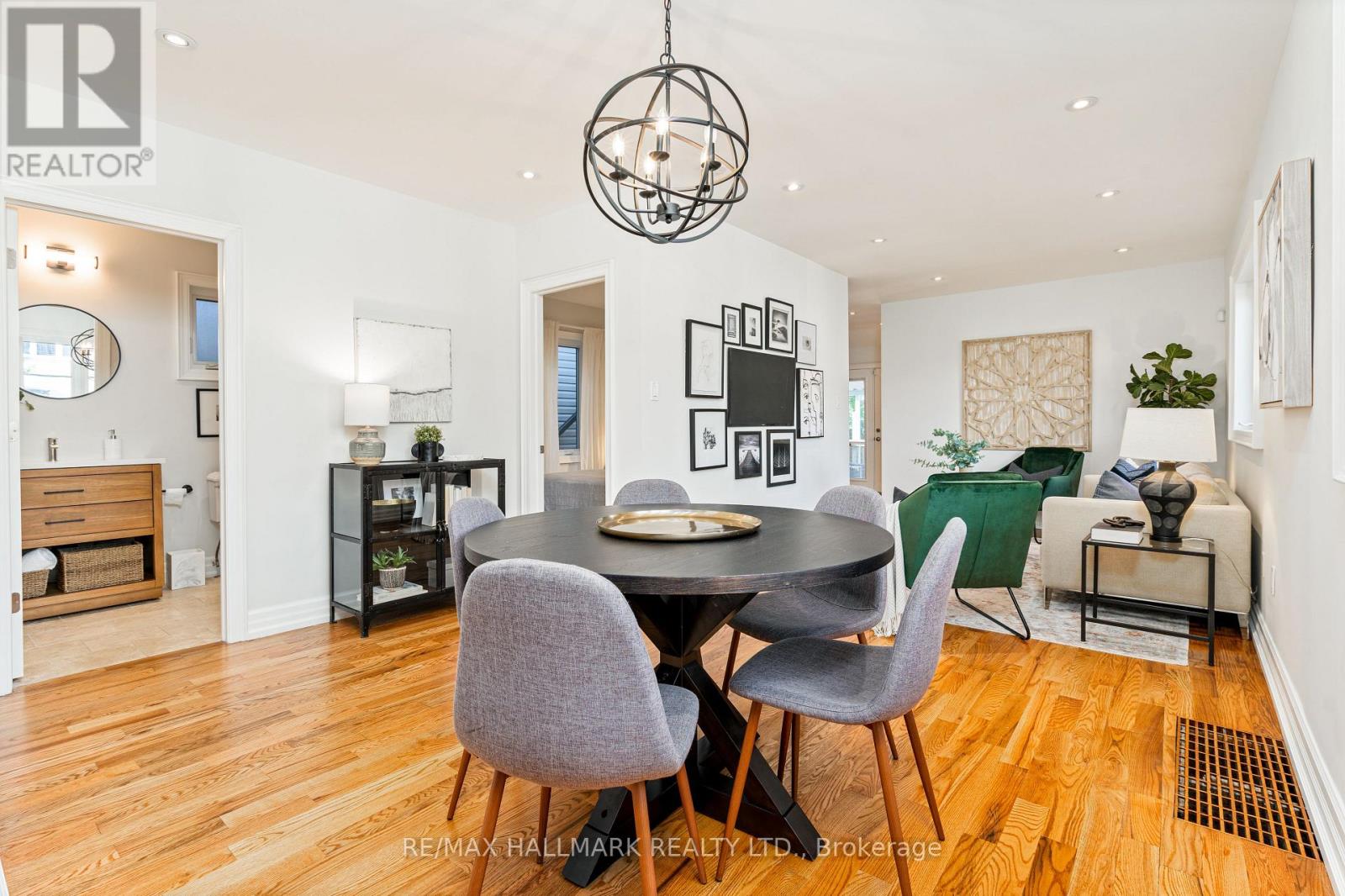 148 Westlake Avenue, Toronto, Ontario  M4C 4R9 - Photo 14 - E12517704