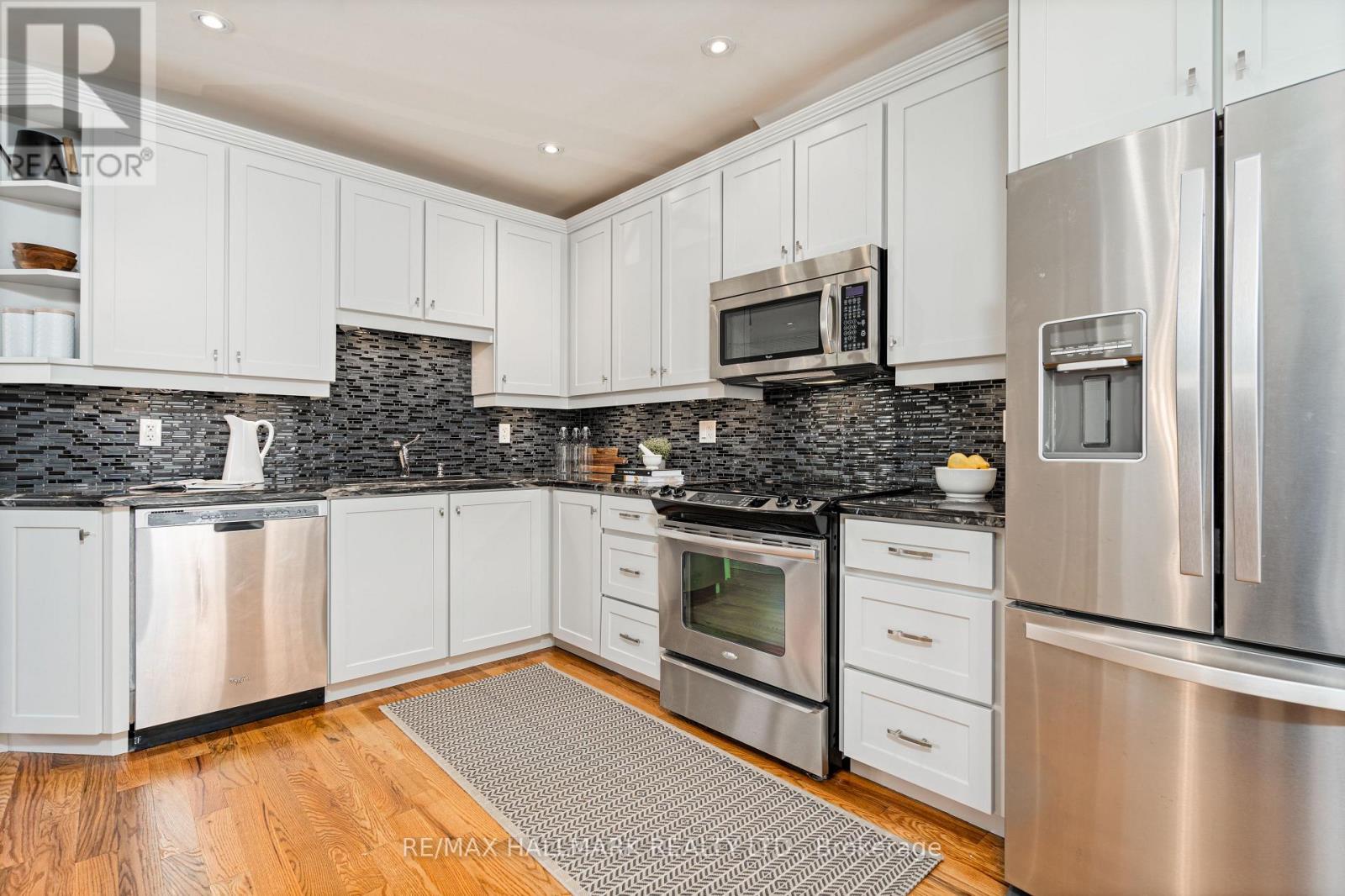 148 Westlake Avenue, Toronto, Ontario  M4C 4R9 - Photo 21 - E12517704