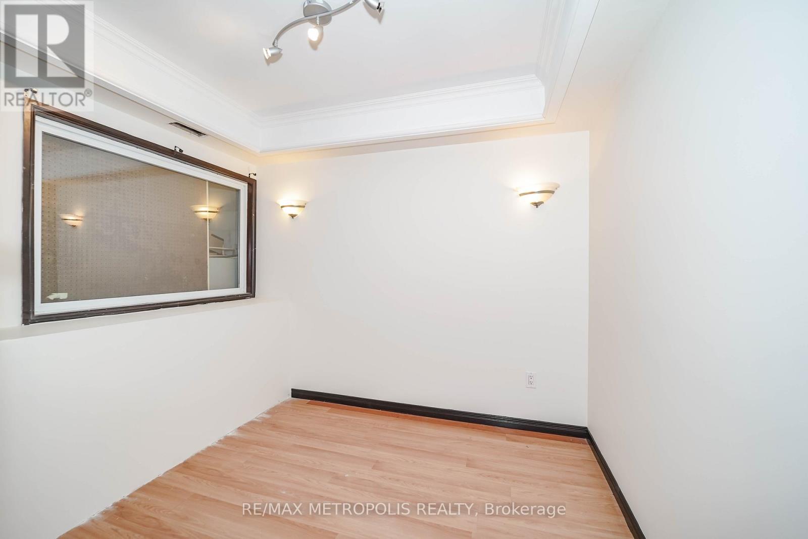 28 Talbotshire Street, Ajax, Ontario  L1S 0A6 - Photo 7 - E12517724