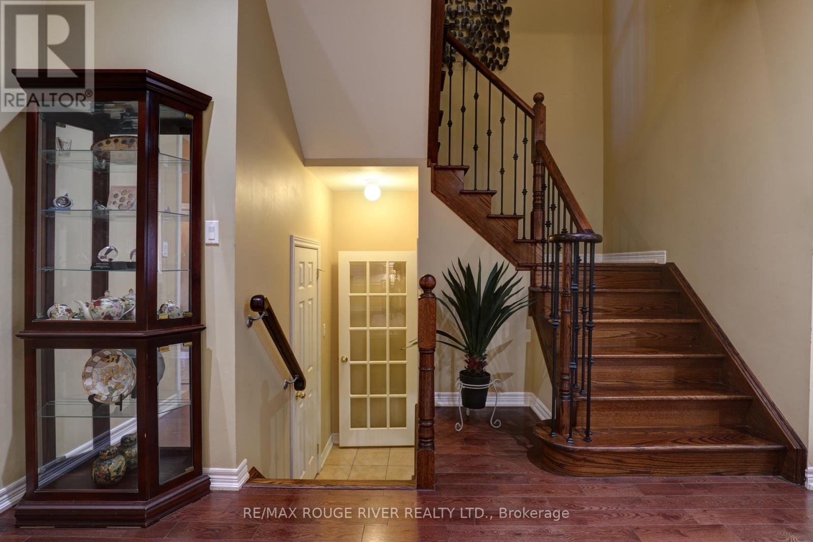 1932 Treetop Way, Pickering, Ontario  L1V 0B4 - Photo 11 - E12517804