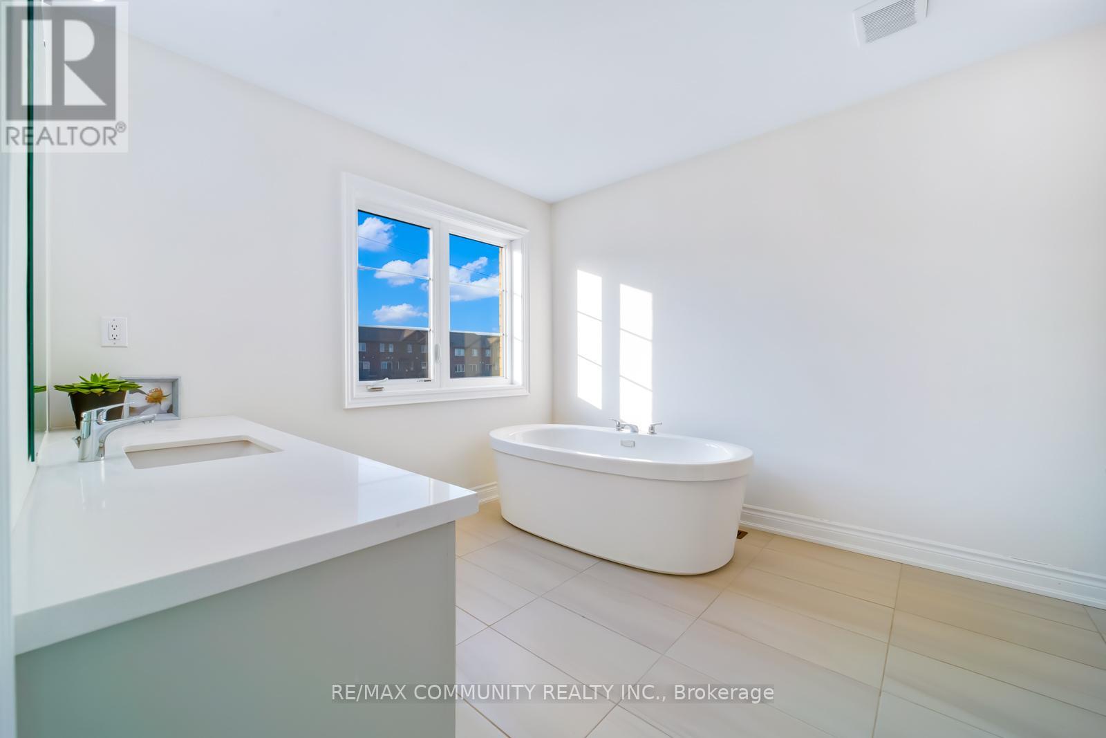 1024 Skyridge Boulevard, Pickering, Ontario  L1X 0G5 - Photo 26 - E12517846