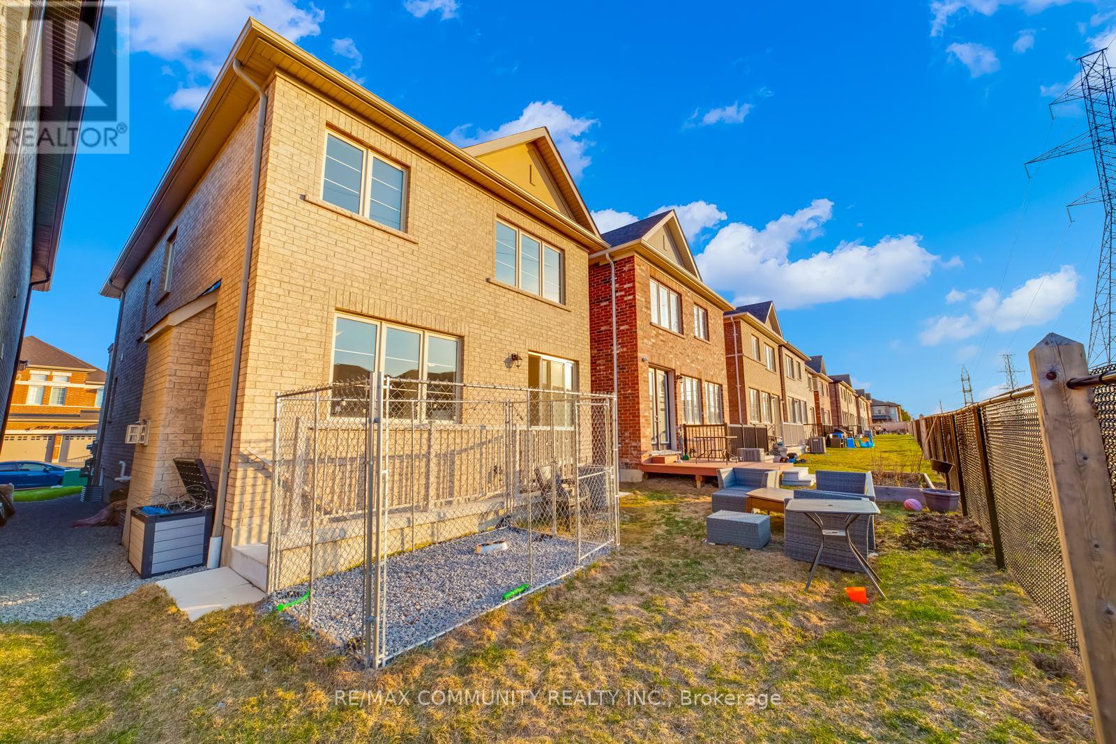 1024 Skyridge Boulevard, Pickering, Ontario  L1X 0G5 - Photo 39 - E12517846