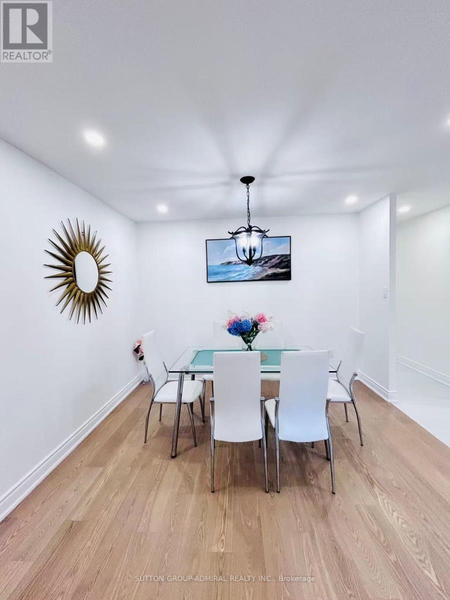 23 Hildenboro Square, Toronto, Ontario  M1W 1Y2 - Photo 10 - E12517954