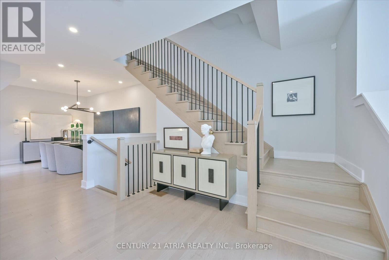 17 Kohn Lane, Markham, Ontario  L6C 3J3 - Photo 11 - N12517146