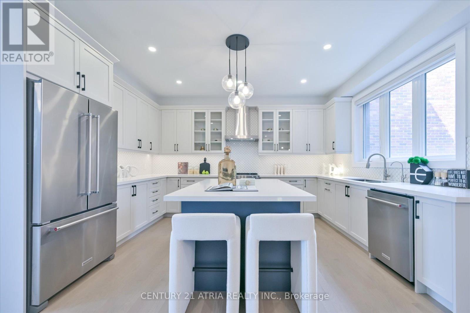 17 Kohn Lane, Markham, Ontario  L6C 3J3 - Photo 14 - N12517146