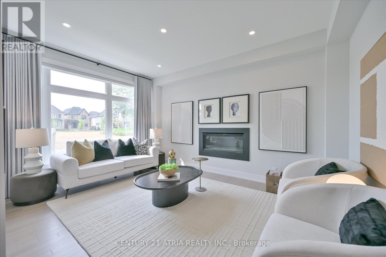 17 Kohn Lane, Markham, Ontario  L6C 3J3 - Photo 8 - N12517146