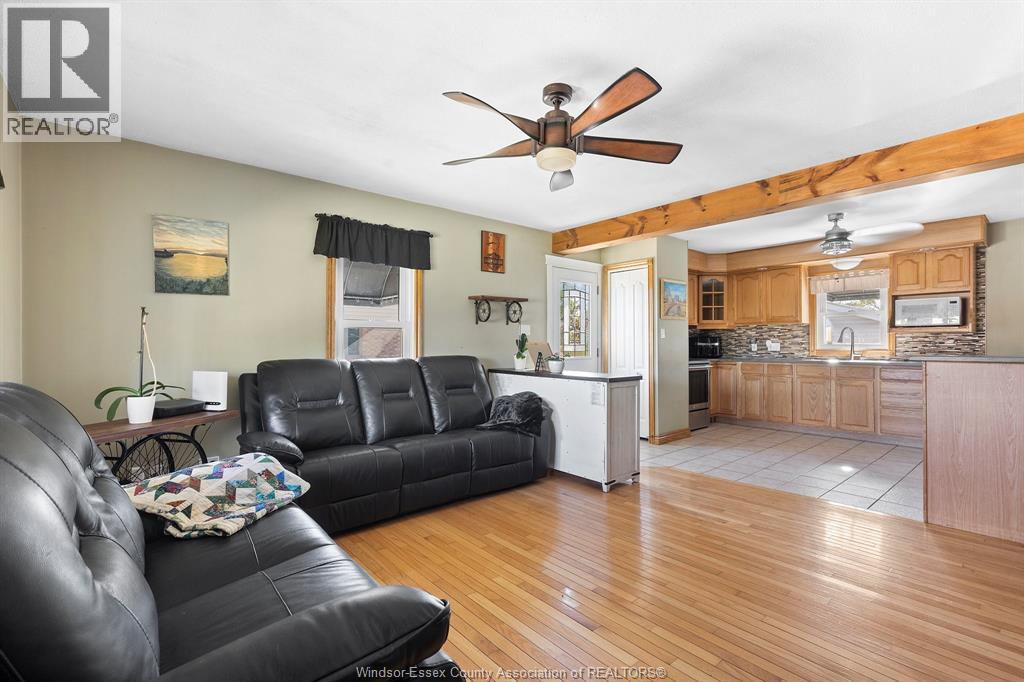 4095 Baseline, Windsor, Ontario N9A 6J3 - Photo 17 - 25028239