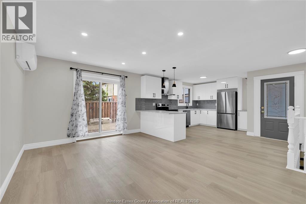 1318 Bayswater Crescent, Windsor, Ontario N8S 4K6 - Photo 7 - 25028233