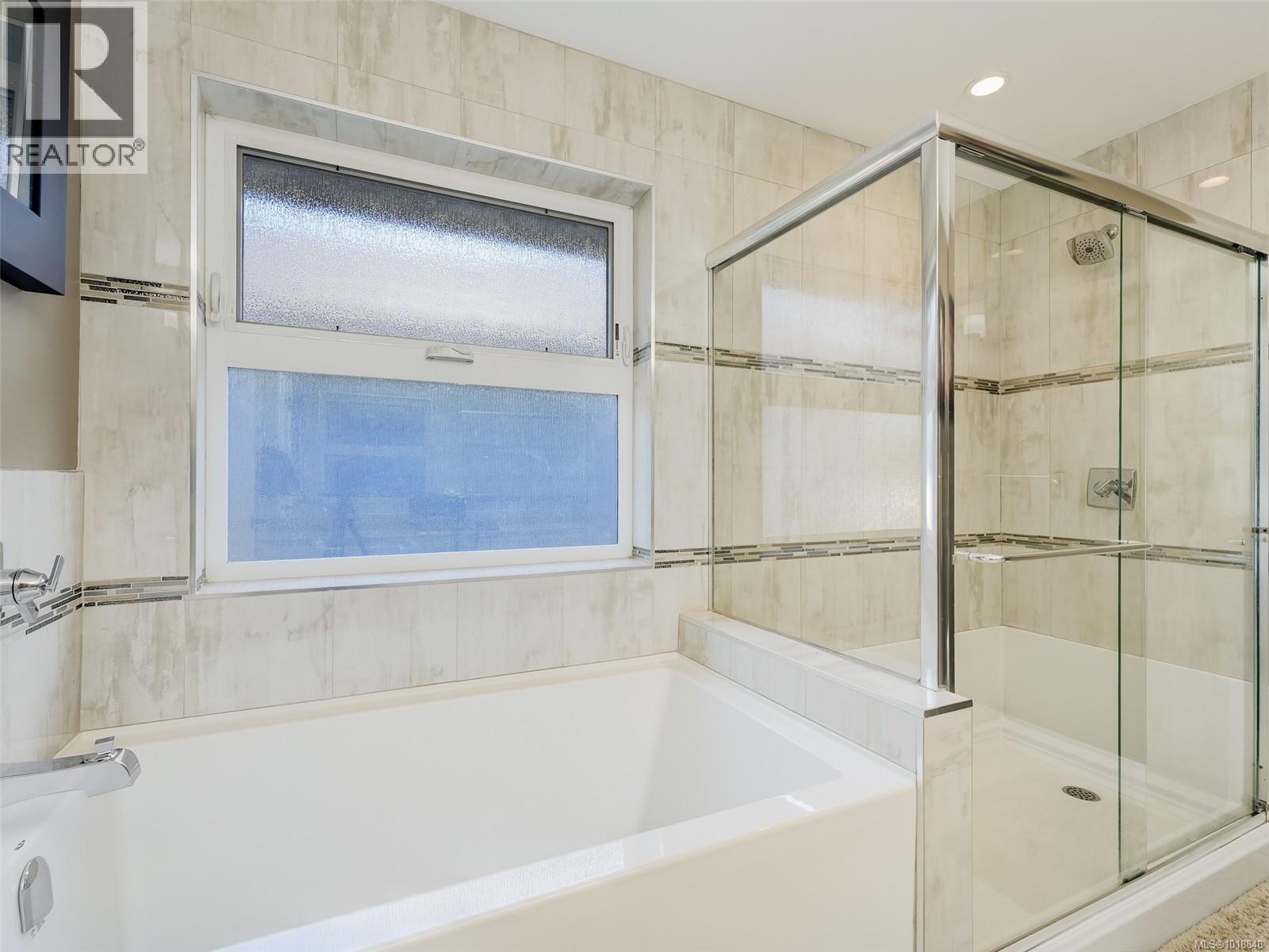 3586 Pritchard Creek Rd, Langford, British Columbia V9C 0L1 - Photo 11 - 1018848