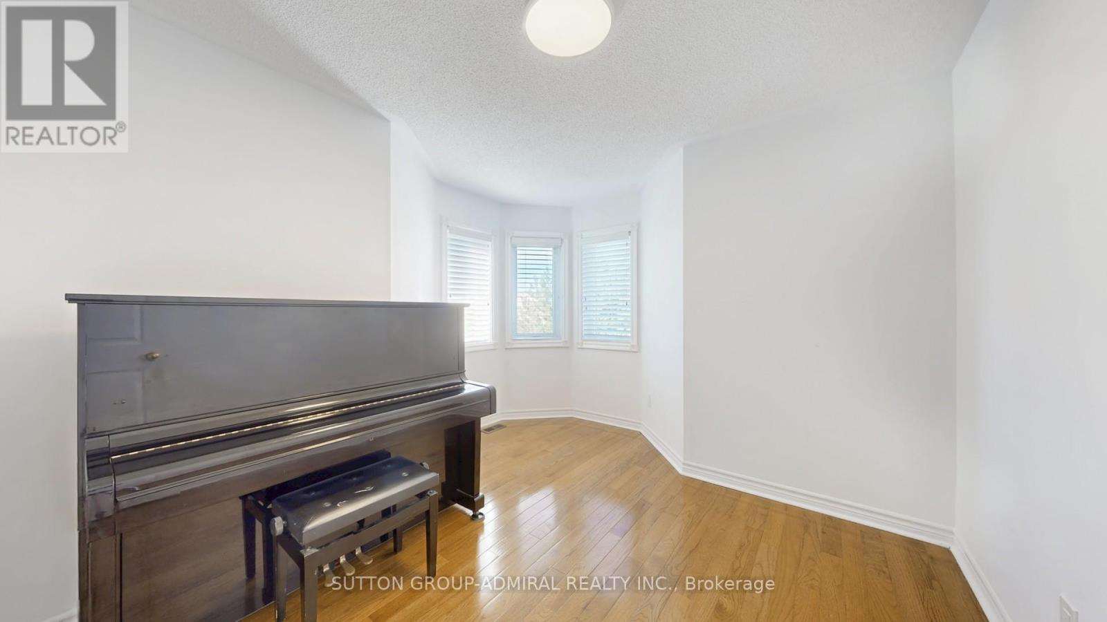 111 Kelso Crescent, Vaughan, Ontario  L6A 2K6 - Photo 14 - N12517752