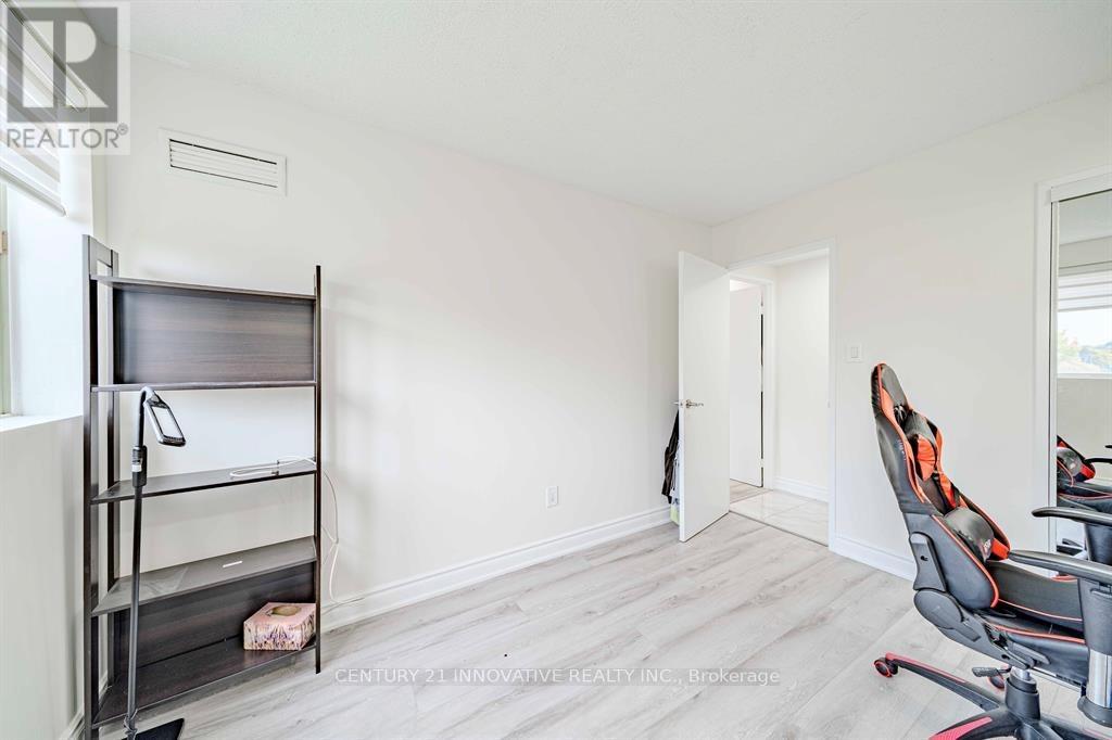 511 - 5 Weldrick Road W, Richmond Hill, Ontario  L4C 8S9 - Photo 15 - N12517810