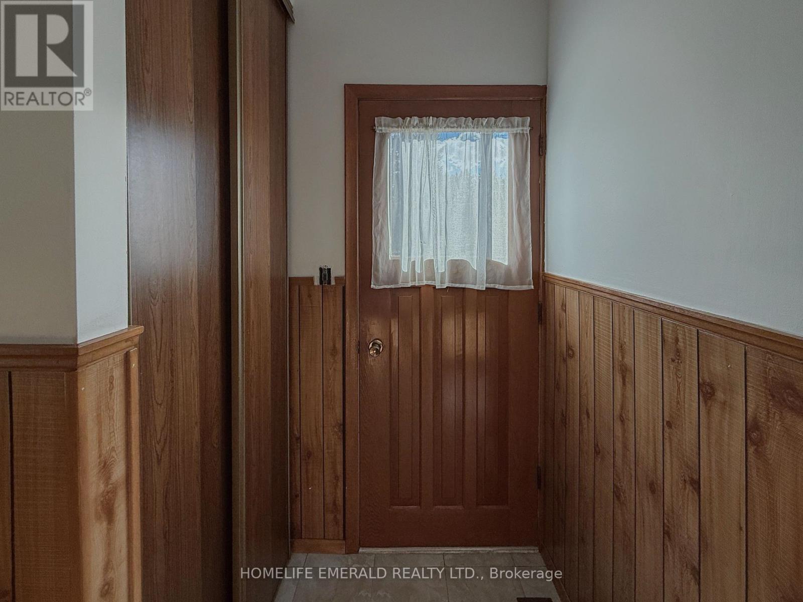 8169 Main Street E, Adjala-Tosorontio (Lisle), Ontario  L0M 1M0 - Photo 18 - N12517830