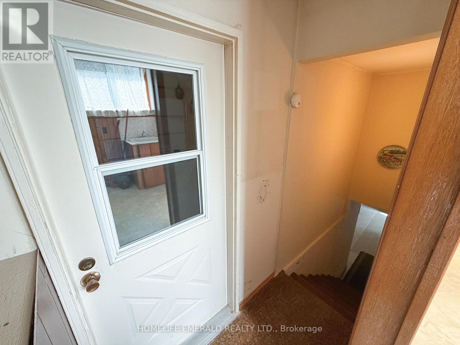 8169 Main Street E, Adjala-Tosorontio (Lisle), Ontario  L0M 1M0 - Photo 22 - N12517830