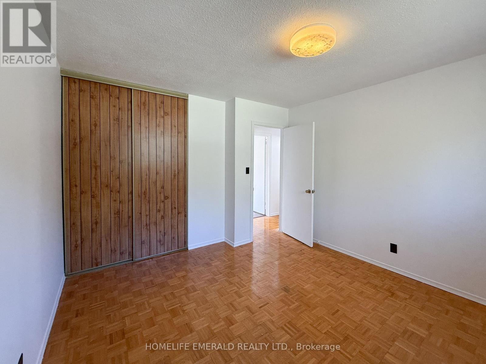 8169 Main Street E, Adjala-Tosorontio (Lisle), Ontario  L0M 1M0 - Photo 27 - N12517830