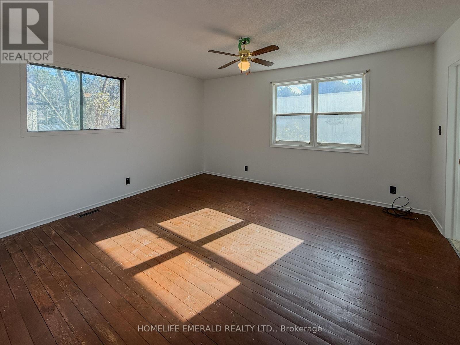 8169 Main Street E, Adjala-Tosorontio (Lisle), Ontario  L0M 1M0 - Photo 28 - N12517830