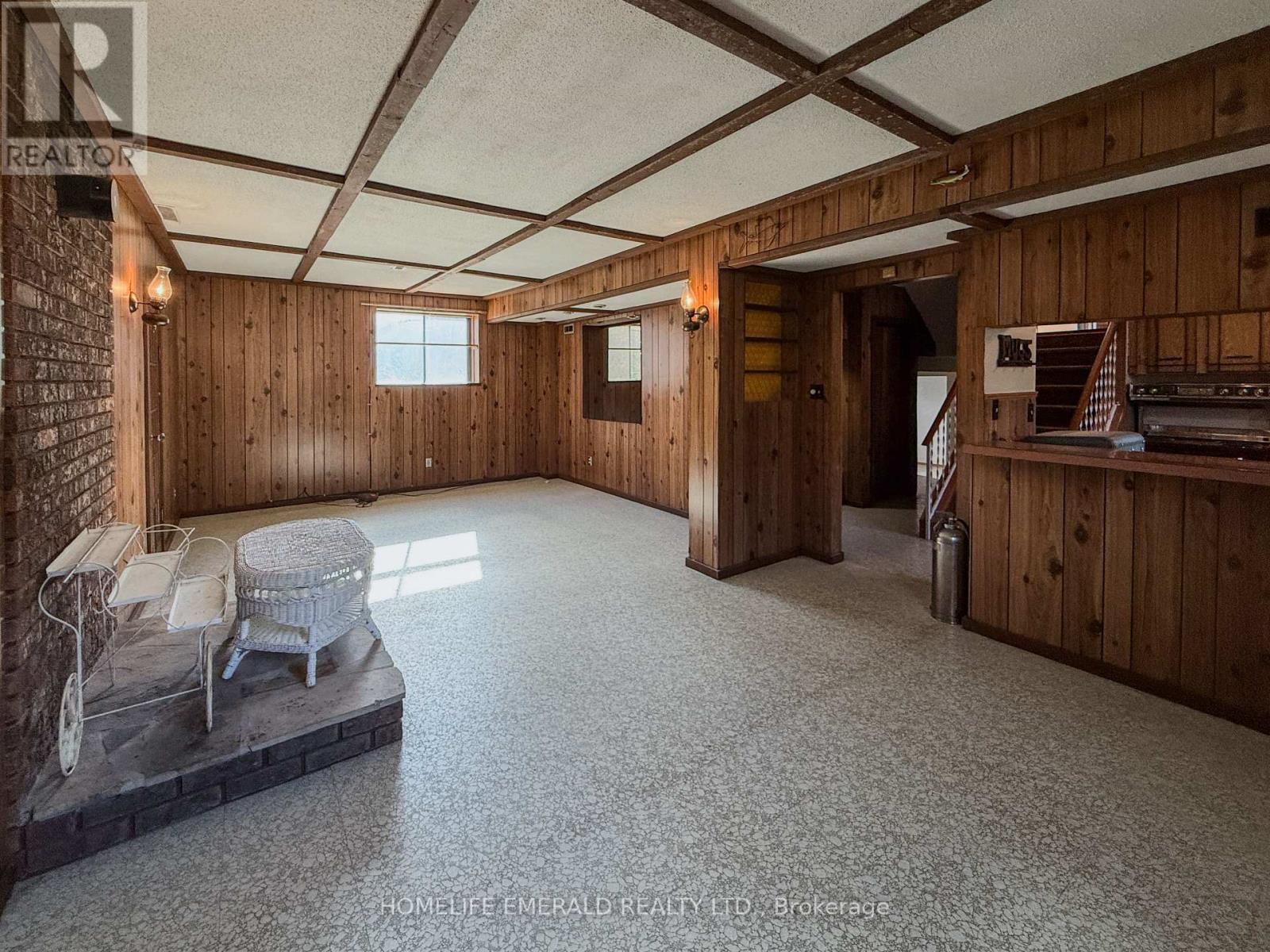 8169 Main Street E, Adjala-Tosorontio (Lisle), Ontario  L0M 1M0 - Photo 39 - N12517830