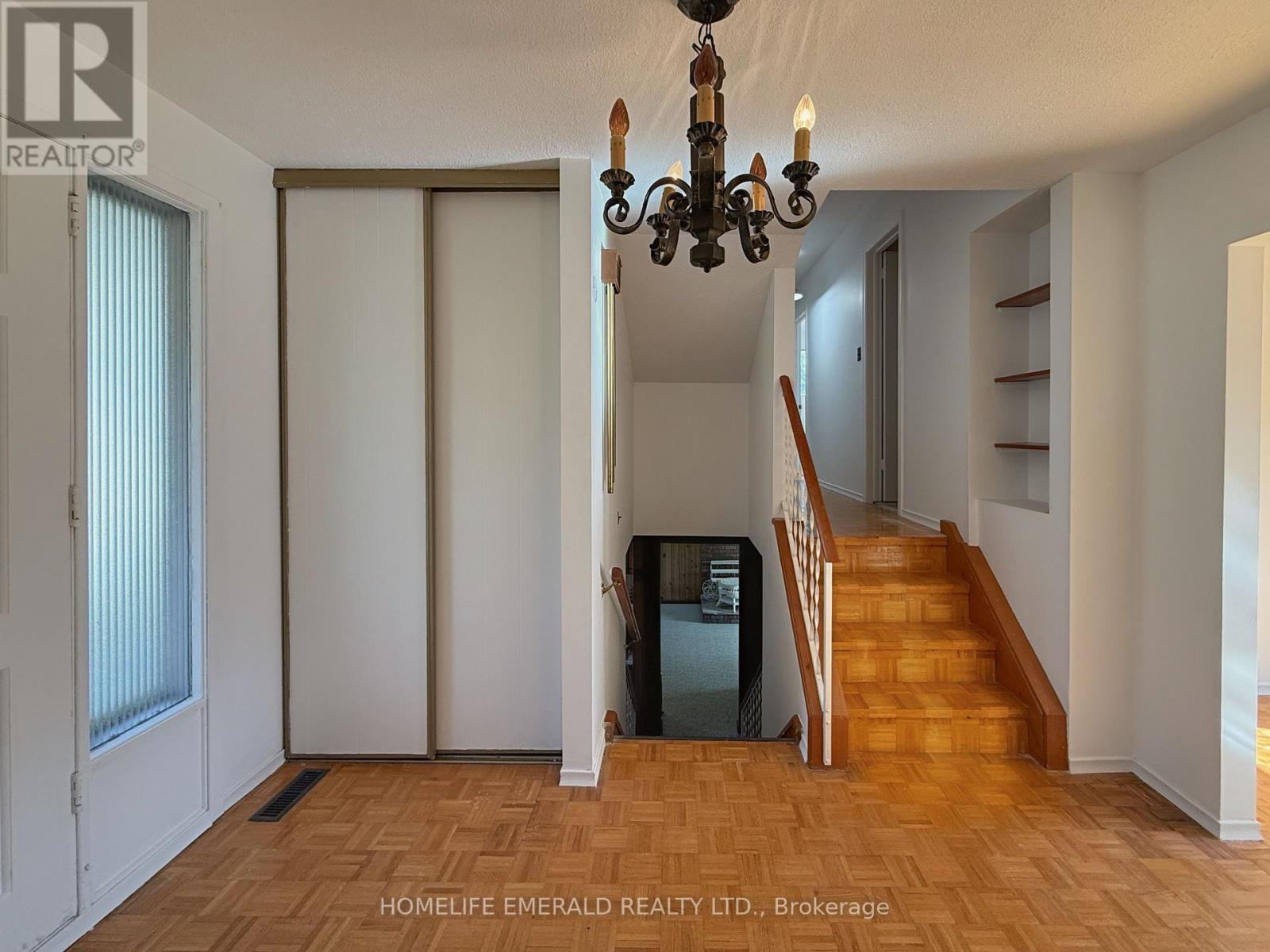 8169 Main Street E, Adjala-Tosorontio (Lisle), Ontario  L0M 1M0 - Photo 8 - N12517830