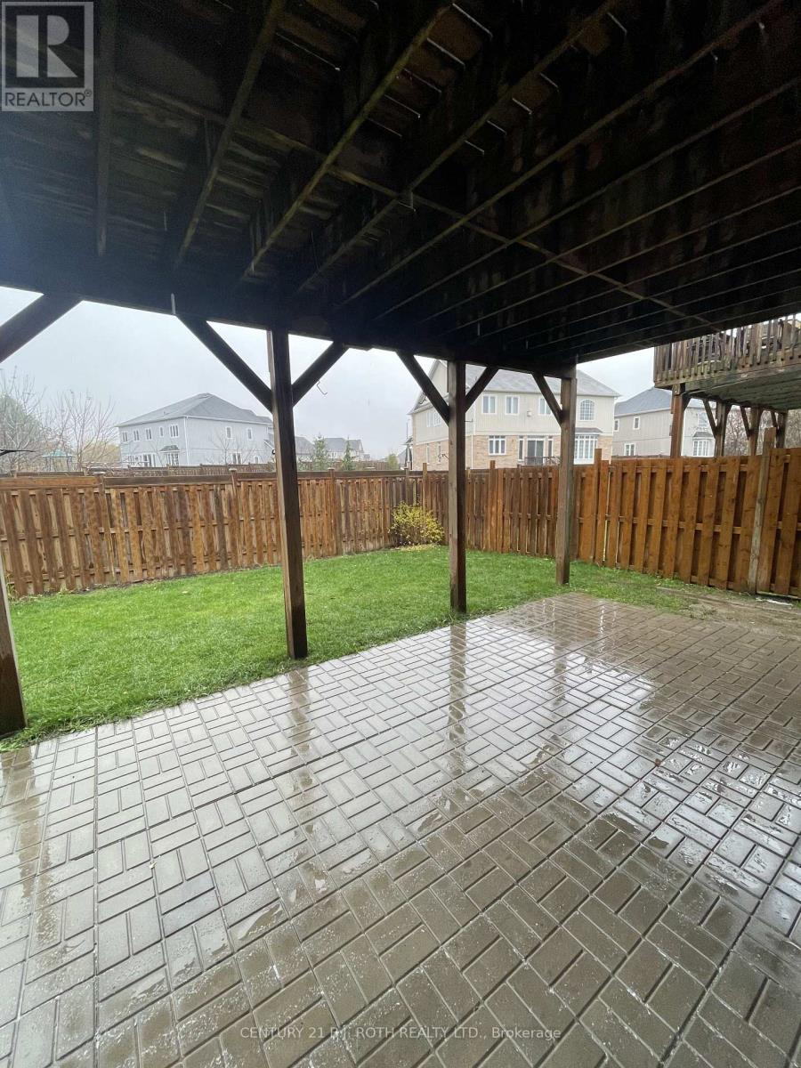 175 Centre Street, Essa (Angus), Ontario  L0M 1B0 - Photo 15 - N12517868