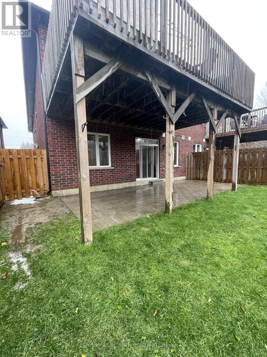 175 Centre Street, Essa (Angus), Ontario  L0M 1B0 - Photo 16 - N12517868