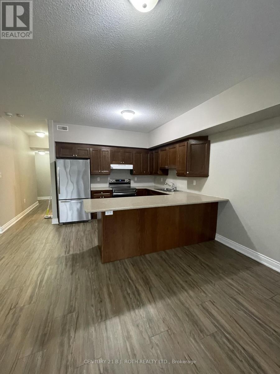 175 Centre Street, Essa (Angus), Ontario  L0M 1B0 - Photo 5 - N12517868