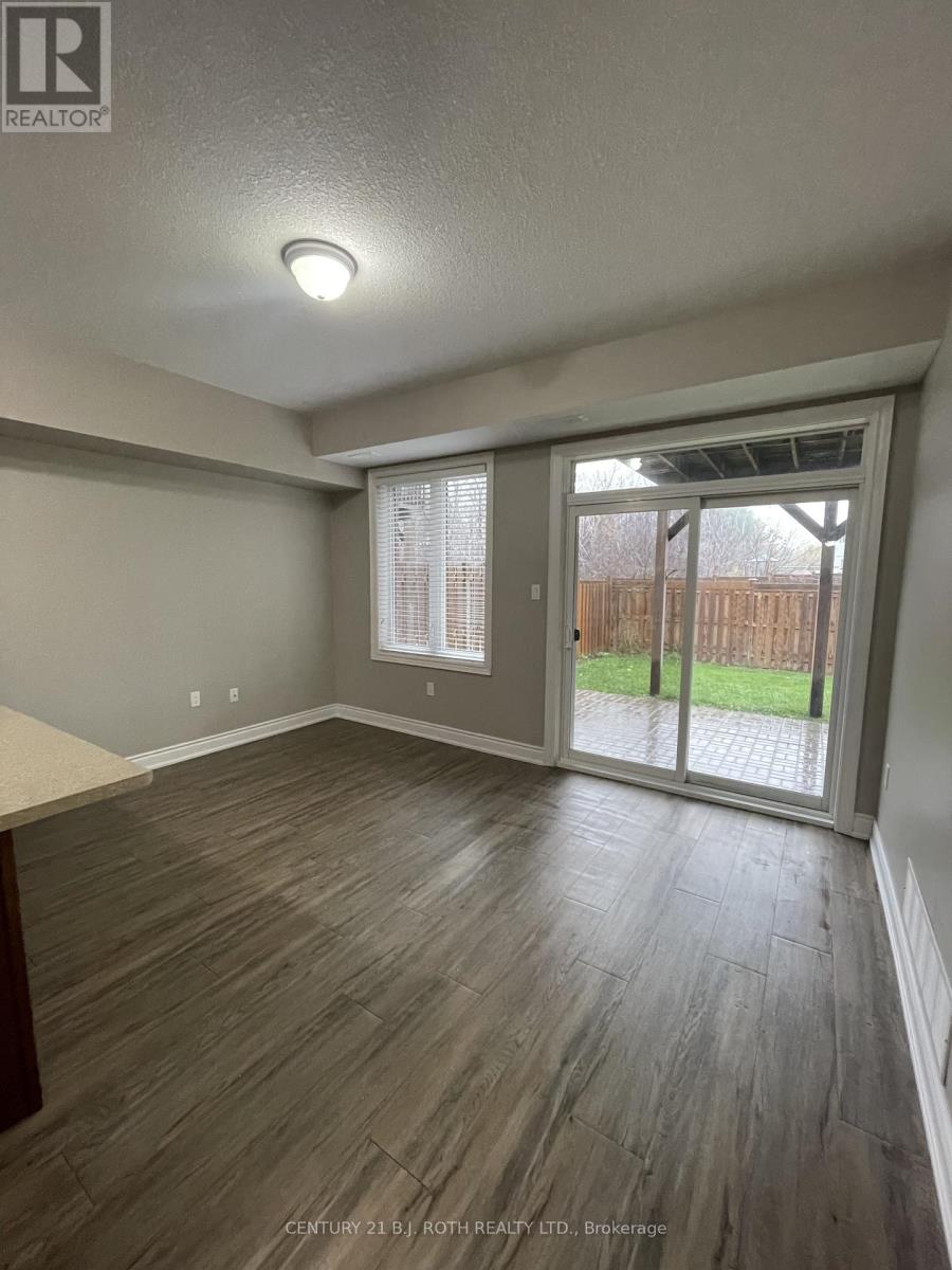 175 Centre Street, Essa (Angus), Ontario  L0M 1B0 - Photo 7 - N12517868