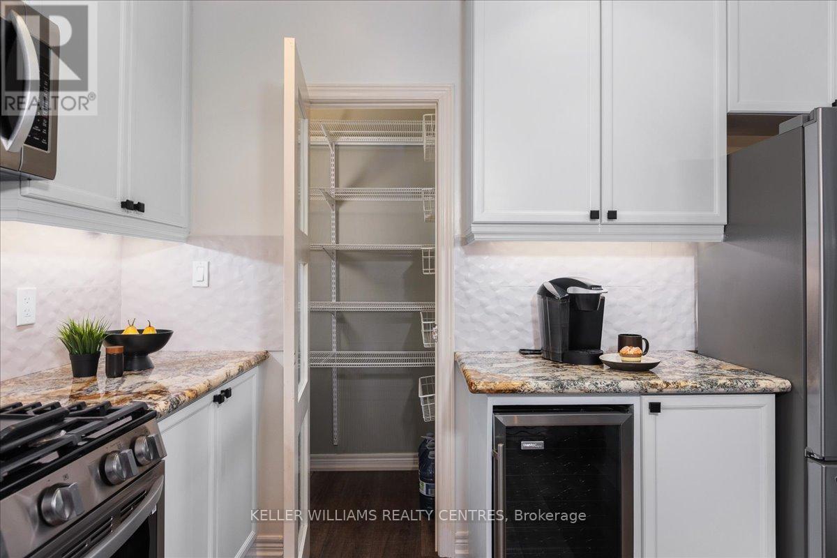 63 Kerfoot Crescent, Georgina, Ontario  L4P 4H2 - Photo 17 - N12517900