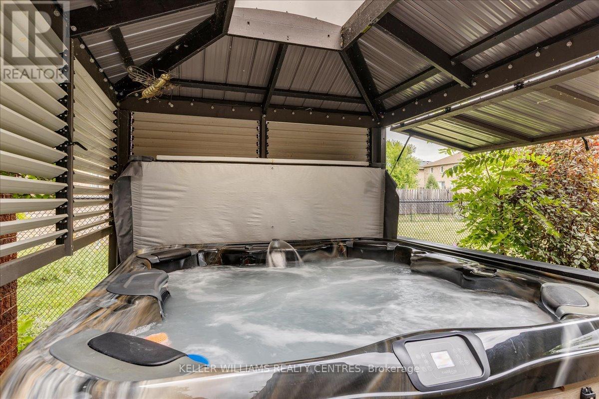 63 Kerfoot Crescent, Georgina, Ontario  L4P 4H2 - Photo 37 - N12517900