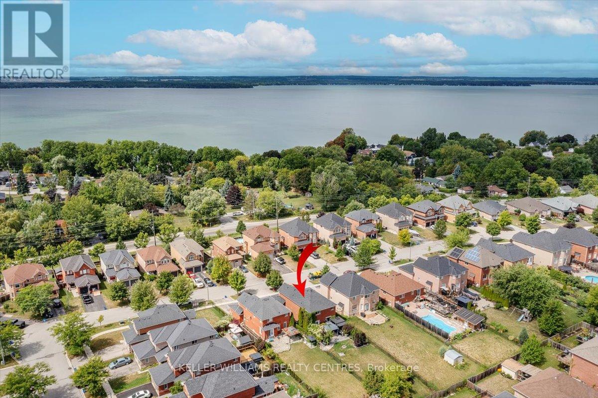 63 Kerfoot Crescent, Georgina, Ontario  L4P 4H2 - Photo 4 - N12517900