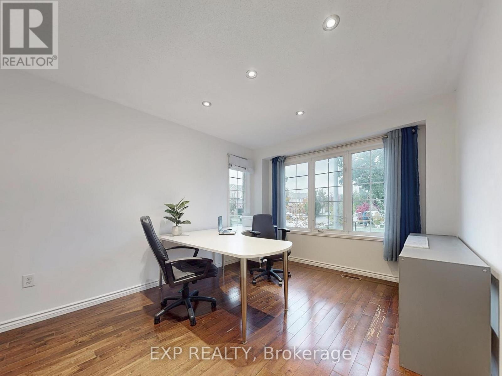 98 Lowther Avenue, Richmond Hill, Ontario  L4E 4P3 - Photo 17 - N12517916