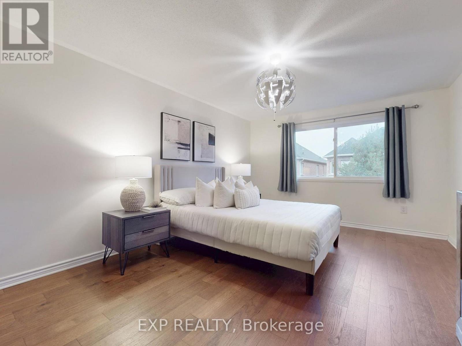 98 Lowther Avenue, Richmond Hill, Ontario  L4E 4P3 - Photo 20 - N12517916