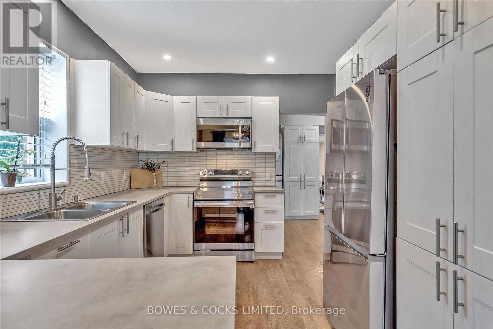 121 Durham Street W, Kawartha Lakes, Ontario  K9V 2R3 - Photo 2 - X12399913