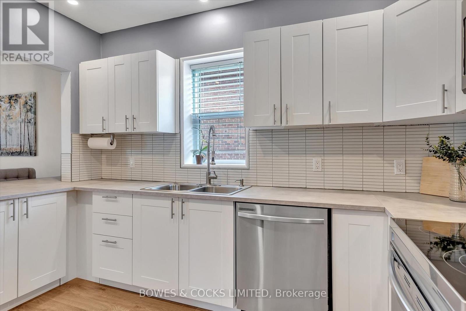 121 Durham Street W, Kawartha Lakes, Ontario  K9V 2R3 - Photo 9 - X12399913