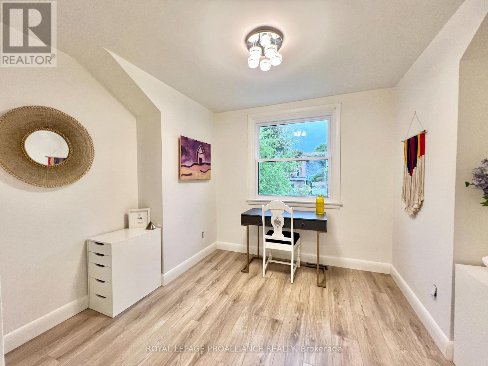 178 Burnham Street, Belleville, Ontario K8N 3R9 - Photo 20 - X12484175